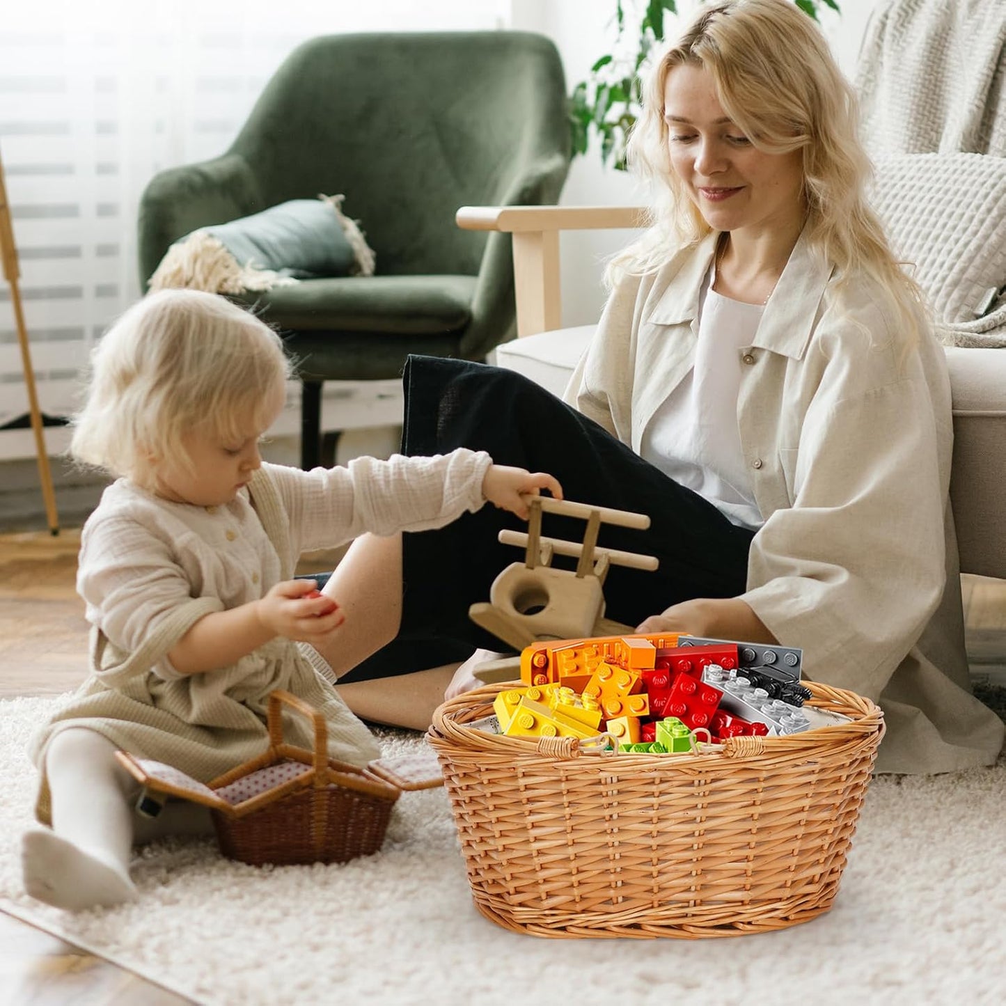 Wicker Picnic Basket with Double Folding Handles, Natural Large Willow Hamper Empty Basket Cheap Easter Eggs Candy Storage Wine Basket for Toy, Flower, Wedding(White 16inch)
