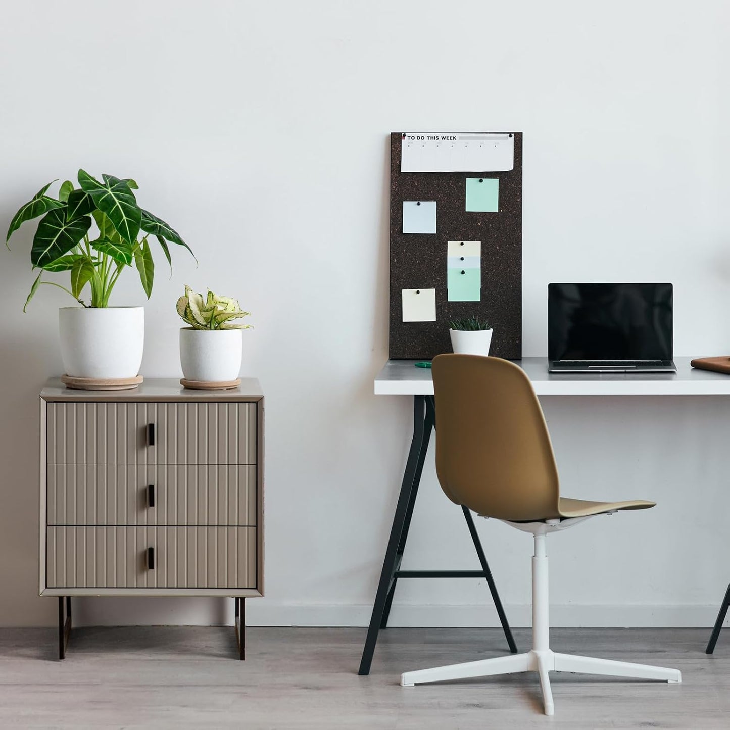 Ceramic Flower Pots Indoor-Outdoor: 5.75 Inch Planters with Drainage Holes & Saucer - Modern Decorative Plant Pots Ceramic for Home Gardeners (White)