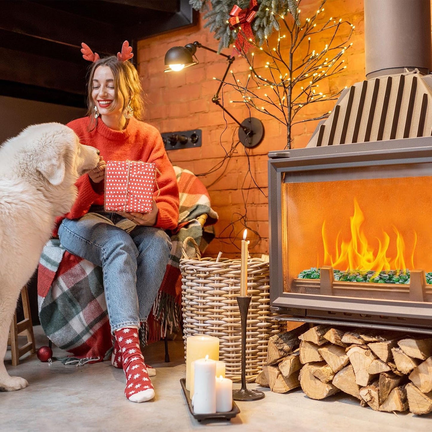 Fire Pit Glass Rocks Square, Fire Glass Cubes, Tempered Firepit Stones for Fireplace, Firepit Table Indoor or Outdoor, Replacing Traditional Burning Wood 10 pounds, Green Reflective