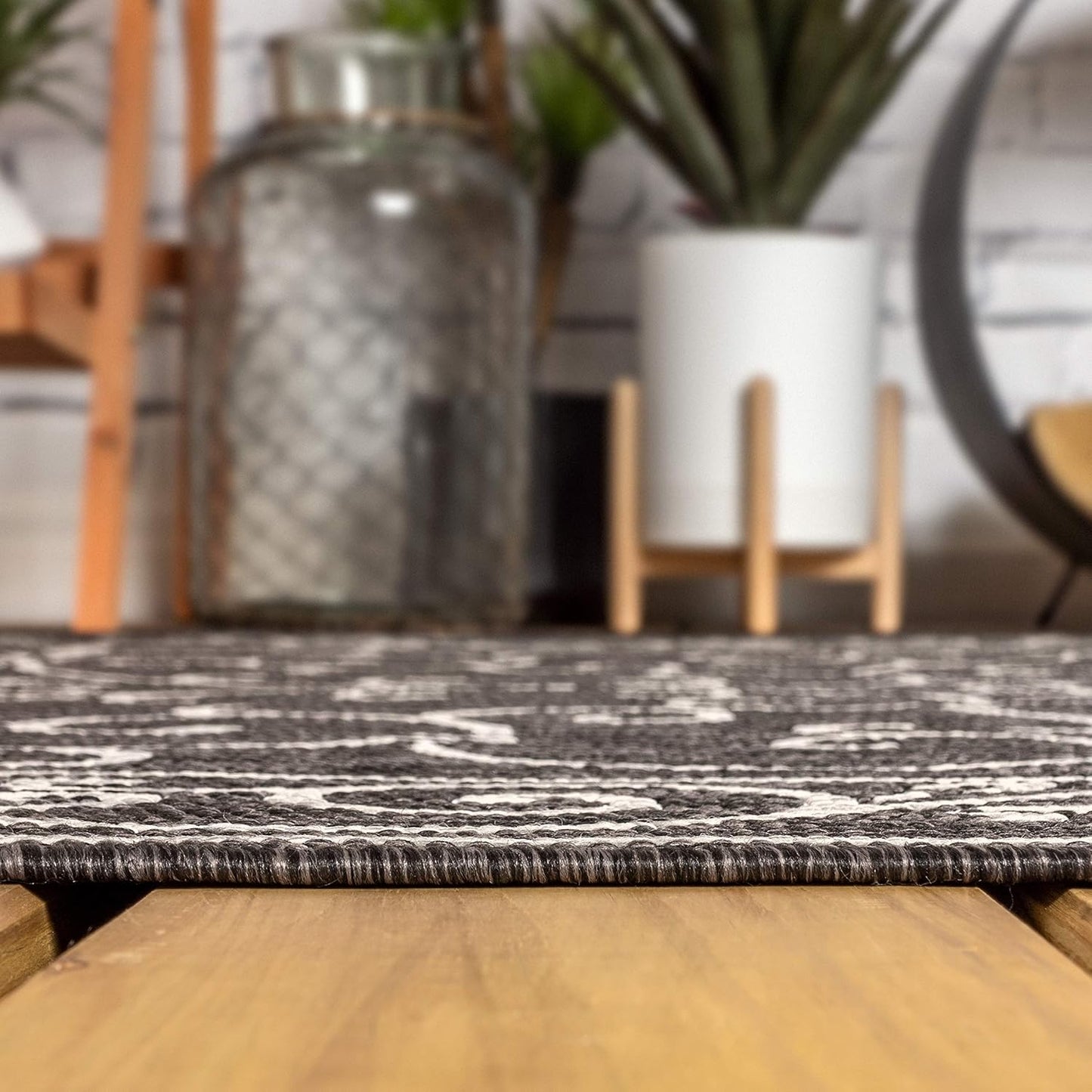 JONATHAN Y SMB106G-8SQ Charleston Vintage Filigree Textured Weave Black/Gray 8' Square Indoor/Outdoor Area Rug, Pet Friendly, Non-Shedding, Stain Resistant, Easy-Cleaning for Backyard, Patio, Porch