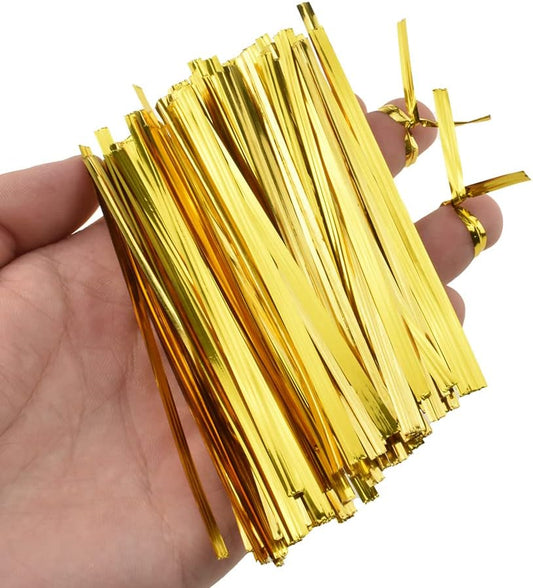 HAHIYO 300Pcs 4 inches Gold Metal Twist Ties Bread Candy Coffee Bag Ties Plant Garden Twist Ties for Cellophane Treat Bags Gift Wraping Bags Plastic Bags Halloween Party Cake Present Art Crafts