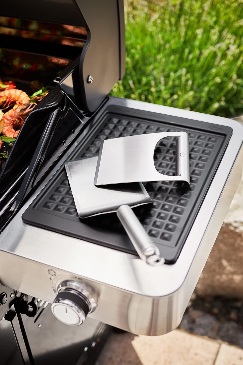 RÖSLE plancha Wide Spatula BBQ Spatula with Rounded Corners for Turning Meat and Vegetables, 18/10 Stainless Steel, Dishwasher Safe