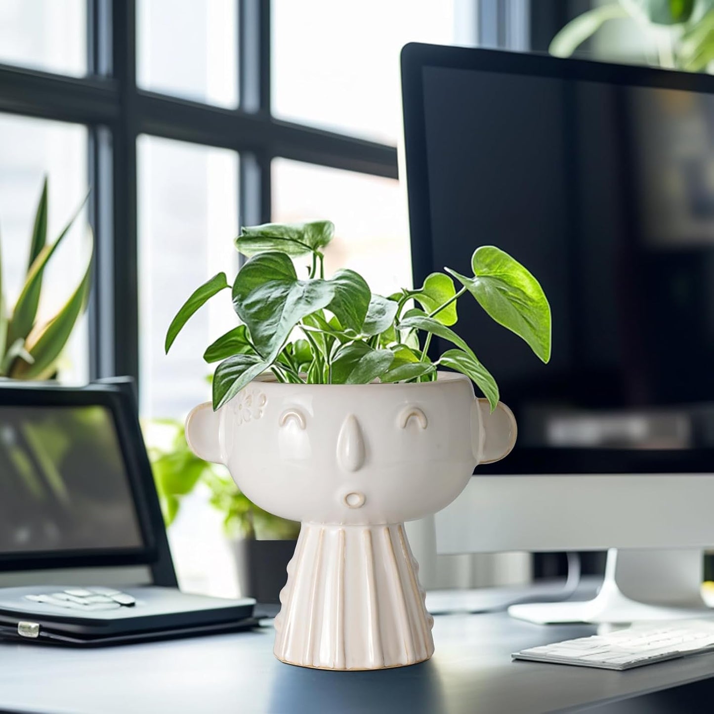 Face Planter Pot 7 Inch - Cute Ceramic Flower Head Planter for Indoor Outdoor Succulent Pot with Drainage Hole Flower Pot Present for Mother Christmas White