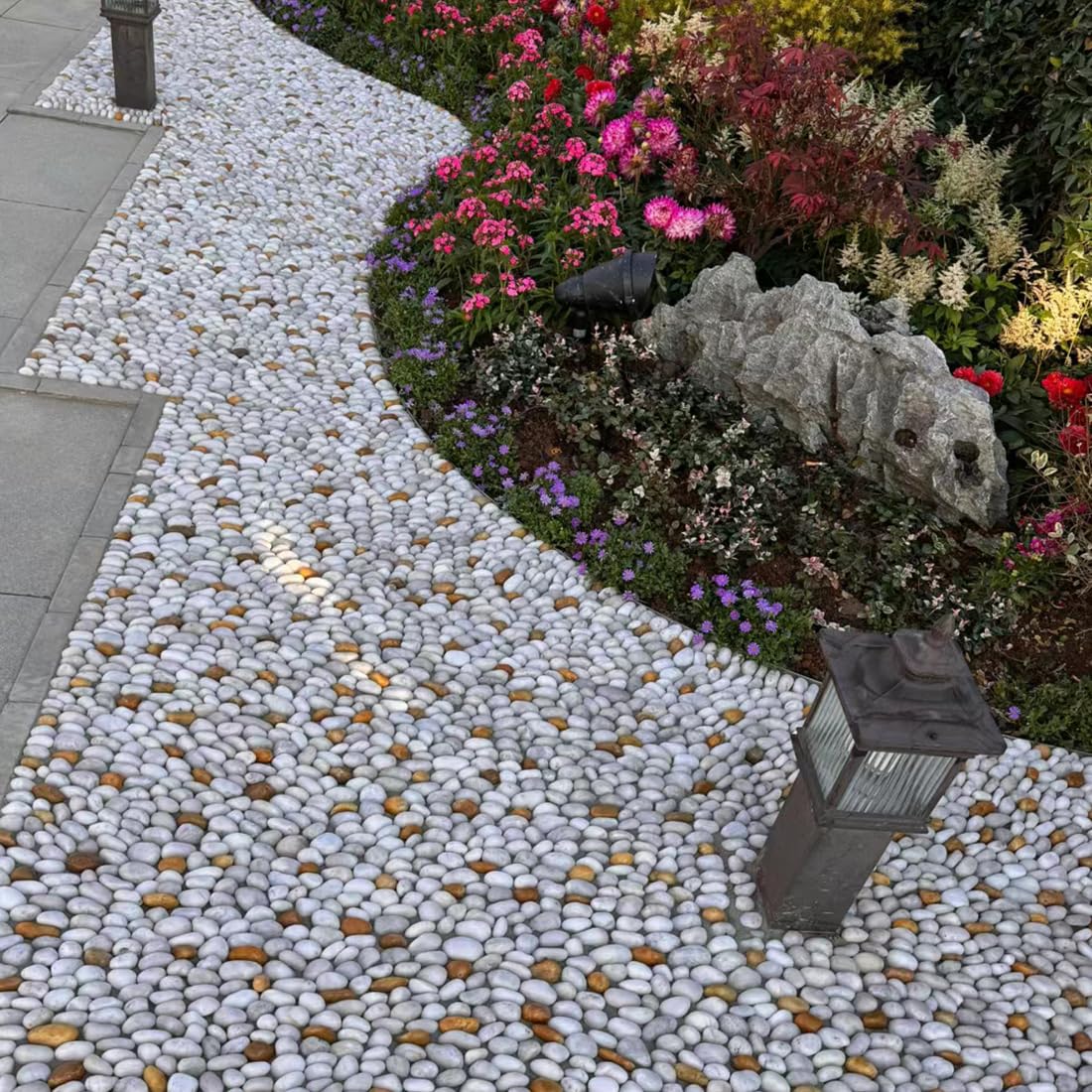 20lbs Large River Rocks for Landscaping, 3-4" White Pebbles for Garden Design, Hand-Picked Smooth Stones for Fish Tank, Flower Pots, Indoor Water Fountains, Pathways, Backyard