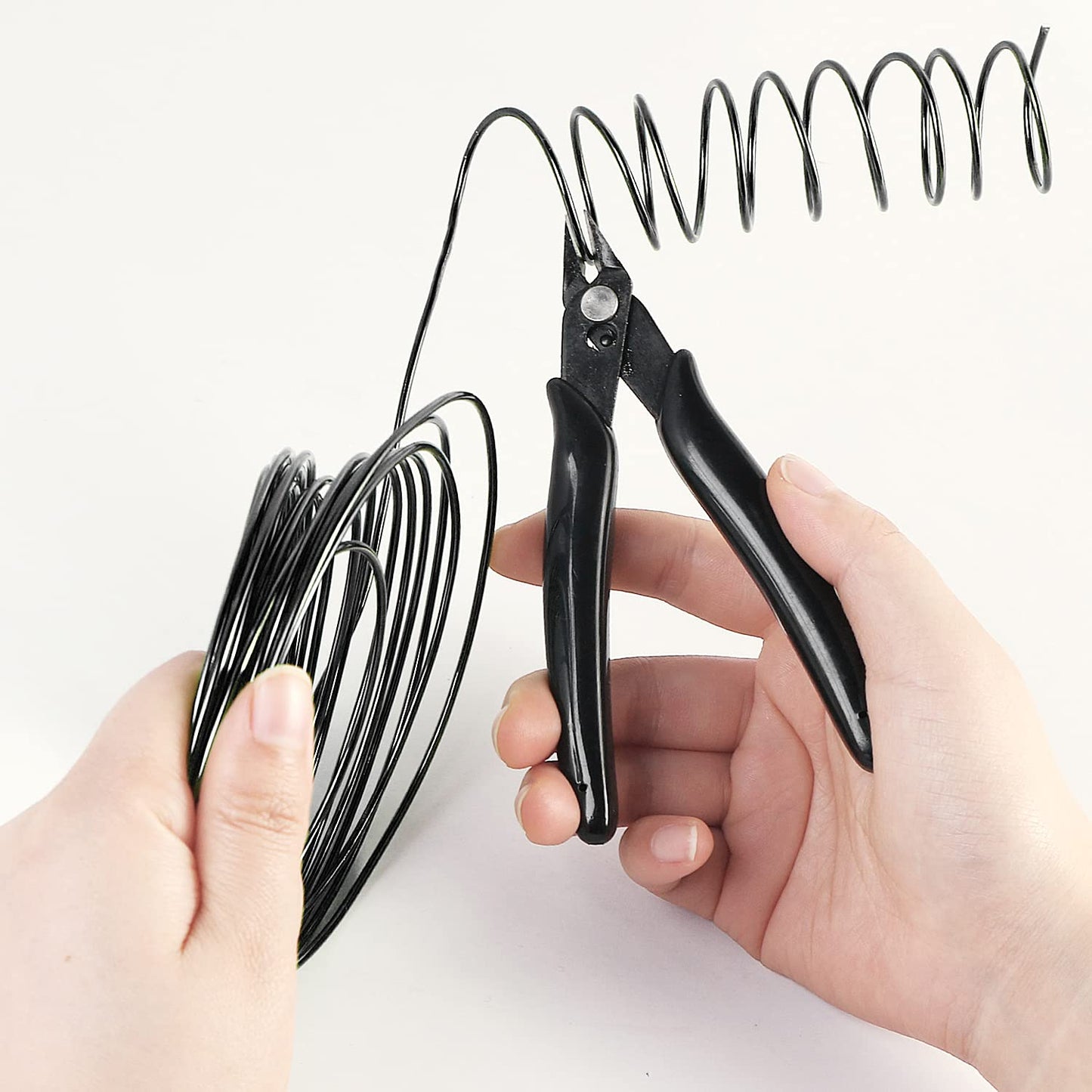 Sanlykate Bonsai Wire Tool Kit with Cutter, 5 Roll Tree Training Wires 164 Feet Total, 1.0mm, 1.5mm, 2.0mm Anodized Aluminum Wire Set, Hold Plant Branches Trunks (Black, Green, Brown)