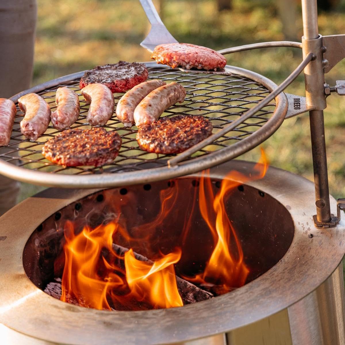 Breeo Smokeless Fire Pit to-Go Bundle (Y Series Stainless Steel, Outpost Grill & to Go Case) | 21 inch Smokeless Firepit for Outside | Ideal for Families