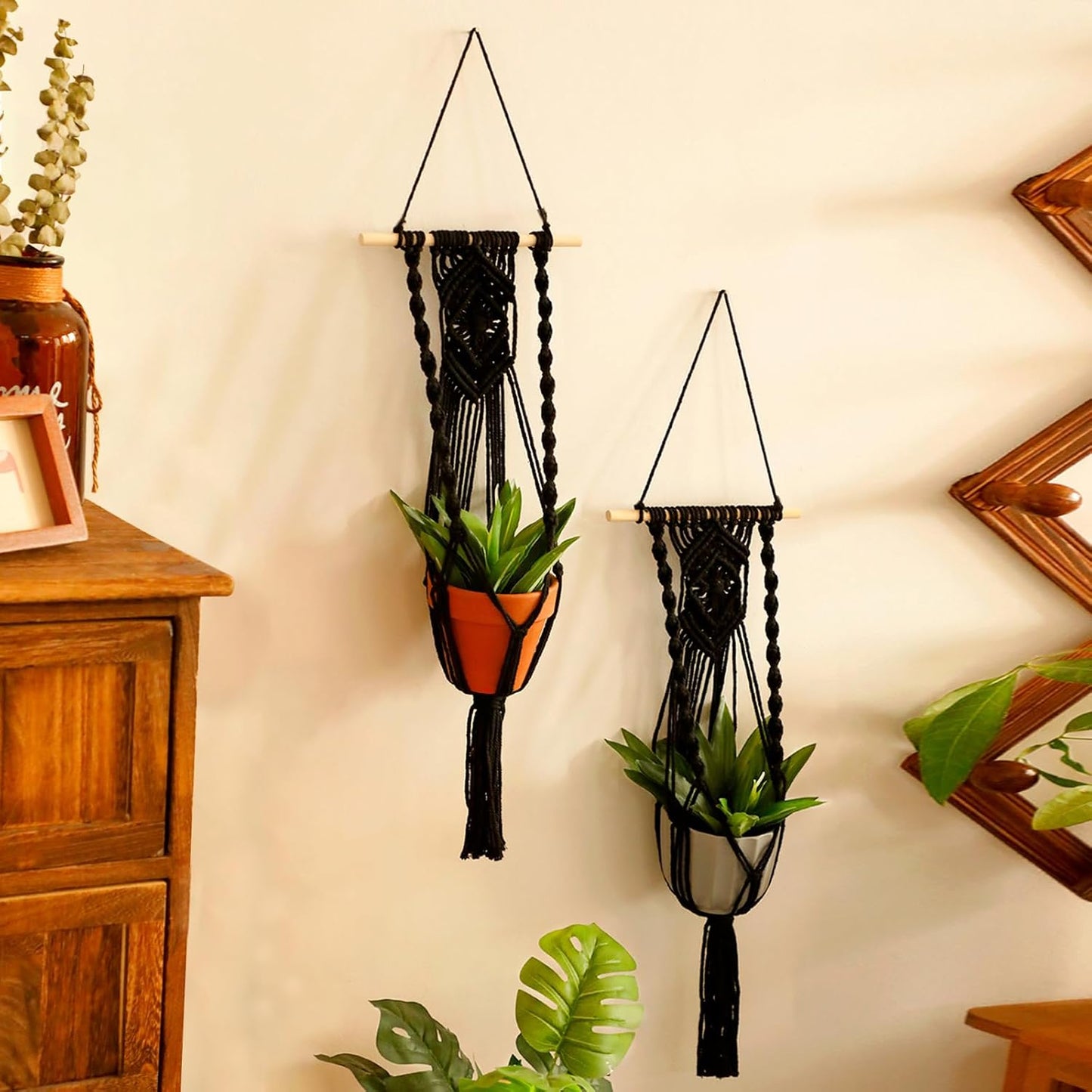 Artilady Black Plant Hanger Macrame Hanging Planter for Indoor Boho Plants Holder with Hooks Hanging Plant Basket Outdoor Window Wall Plants Home Decor