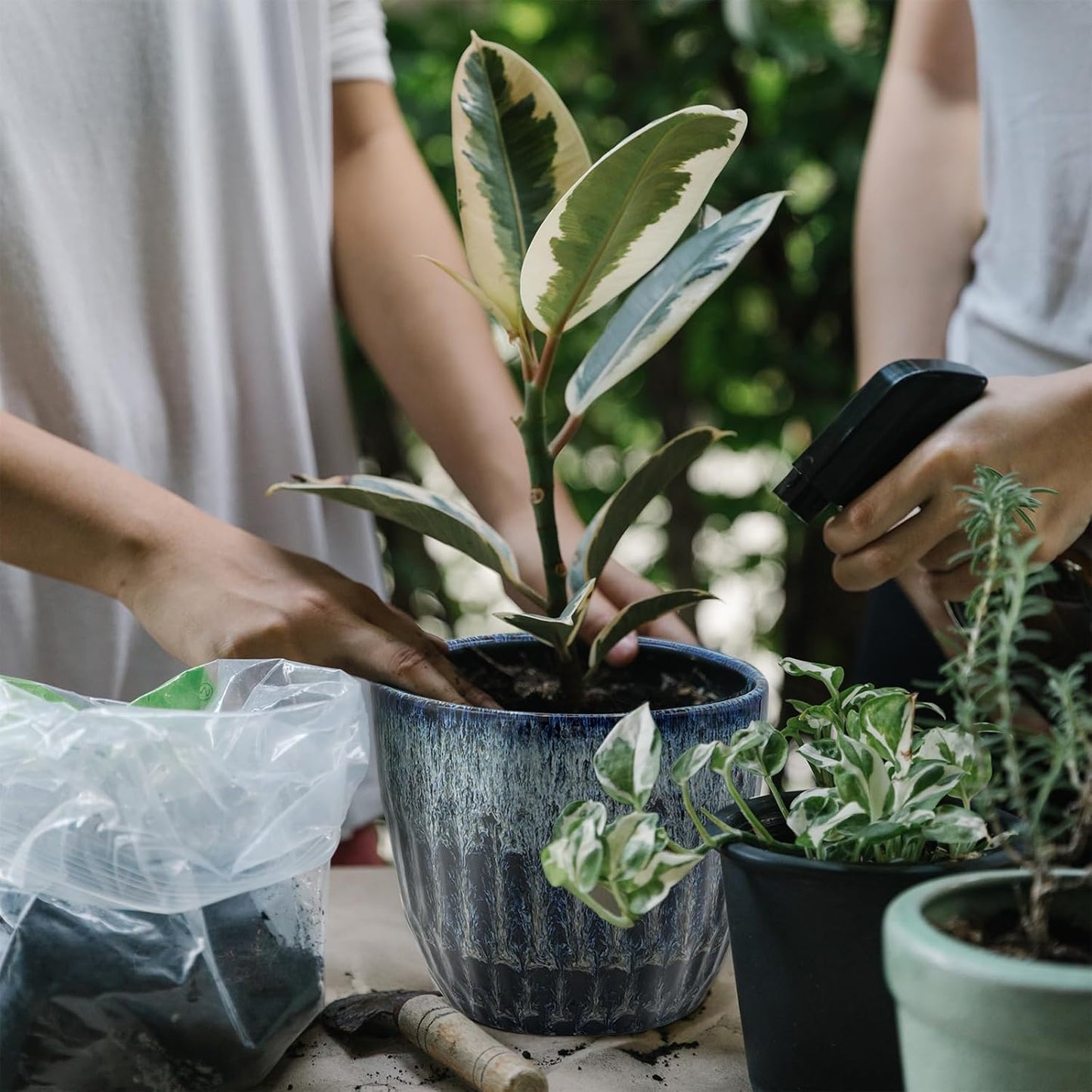 Ceramic Pots for Plants, 6in Ceramic Planters for Indoor Plants, Flower Pots with Drainage and Saucer, Reactive Glaze Blue