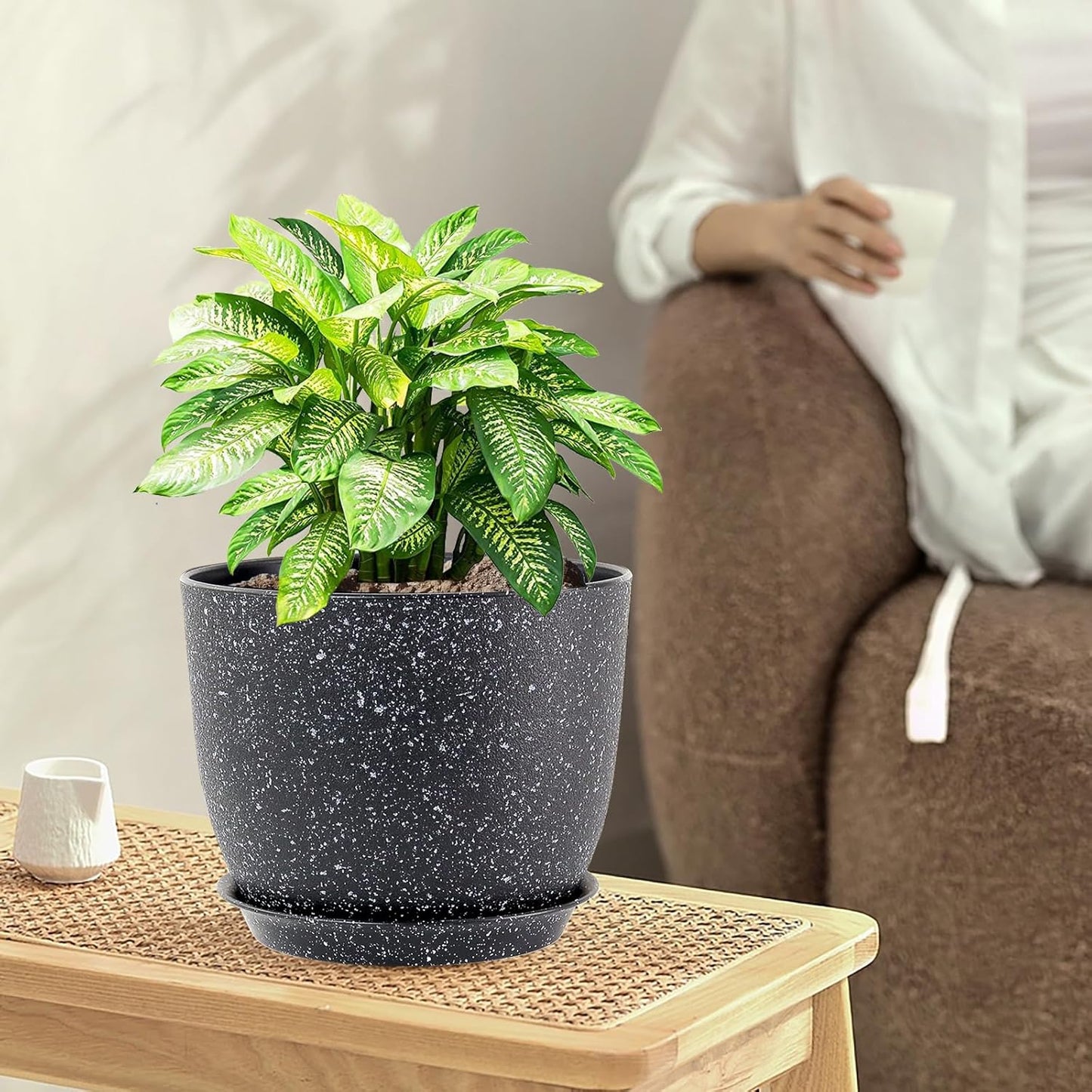 Large Flower Pots 12/10/9 inch, Set of 3 Modern Decorative Plastic Planters with Drainage Holes and Saucers for Garden House Plants, Plant Pots for Indoor Outdoor Plants, Speckled White