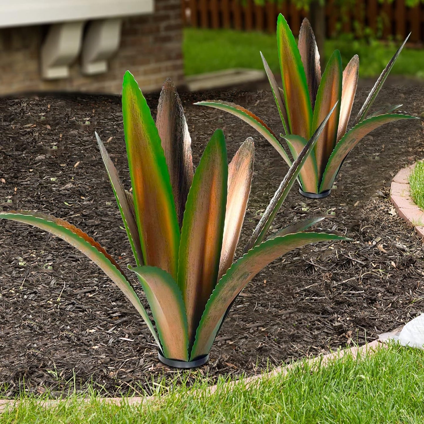 TOMBABY Enlarge thickened Wind Resistant Metal Agave Garden Art Plant Country Sculpture Statue Outdoor decoration Courtyard Lawn Ornament Gift (12 Leaves Green 2 pcs) (TB-410-415)