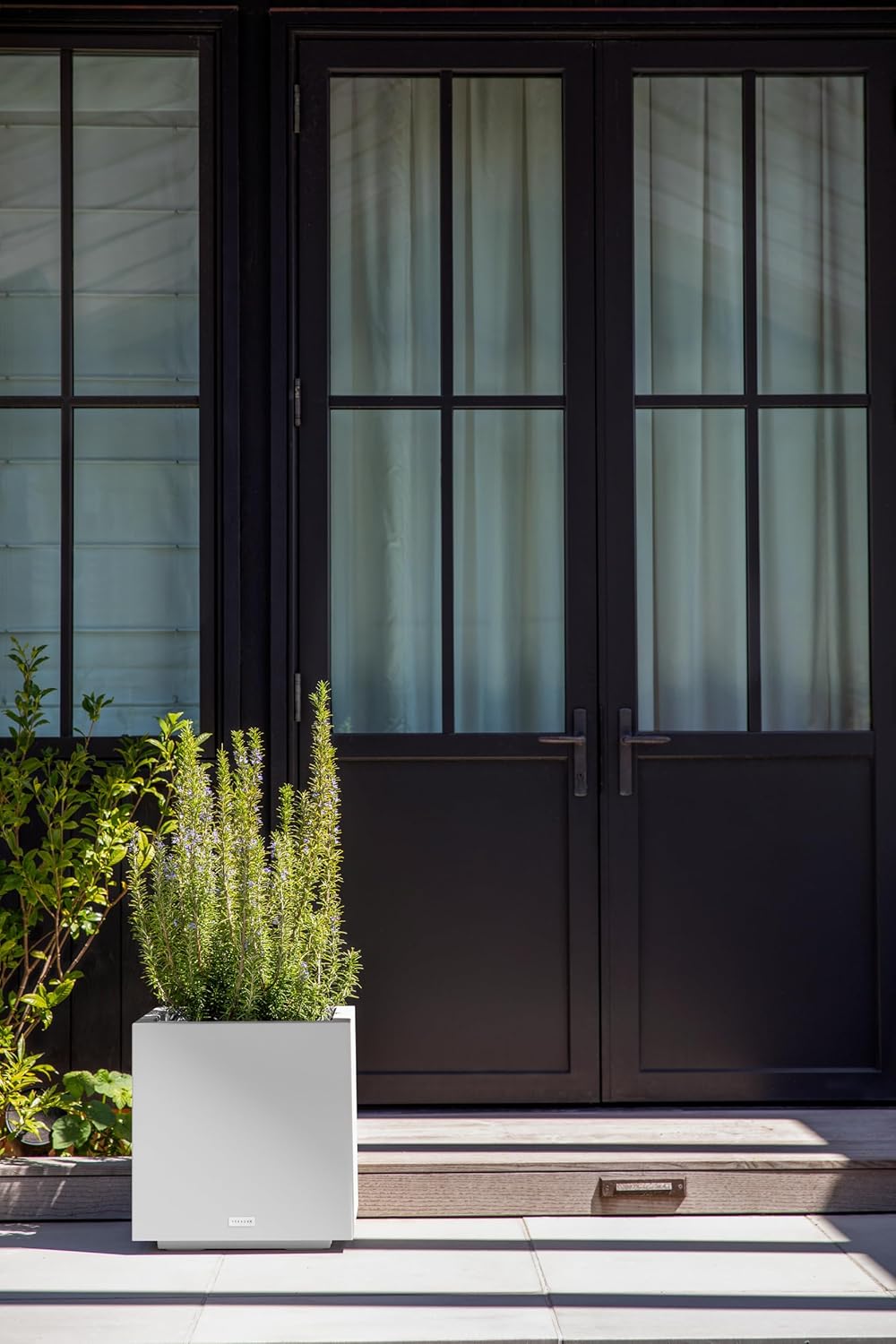 Veradek Block Series Cube Plastic Planter - Large Square Planter for Indoor or Outdoor Patio/Garden | Durable All-Weather Use with Drainage Holes | Modern Décor for Tall Plants, Trees, Flowers