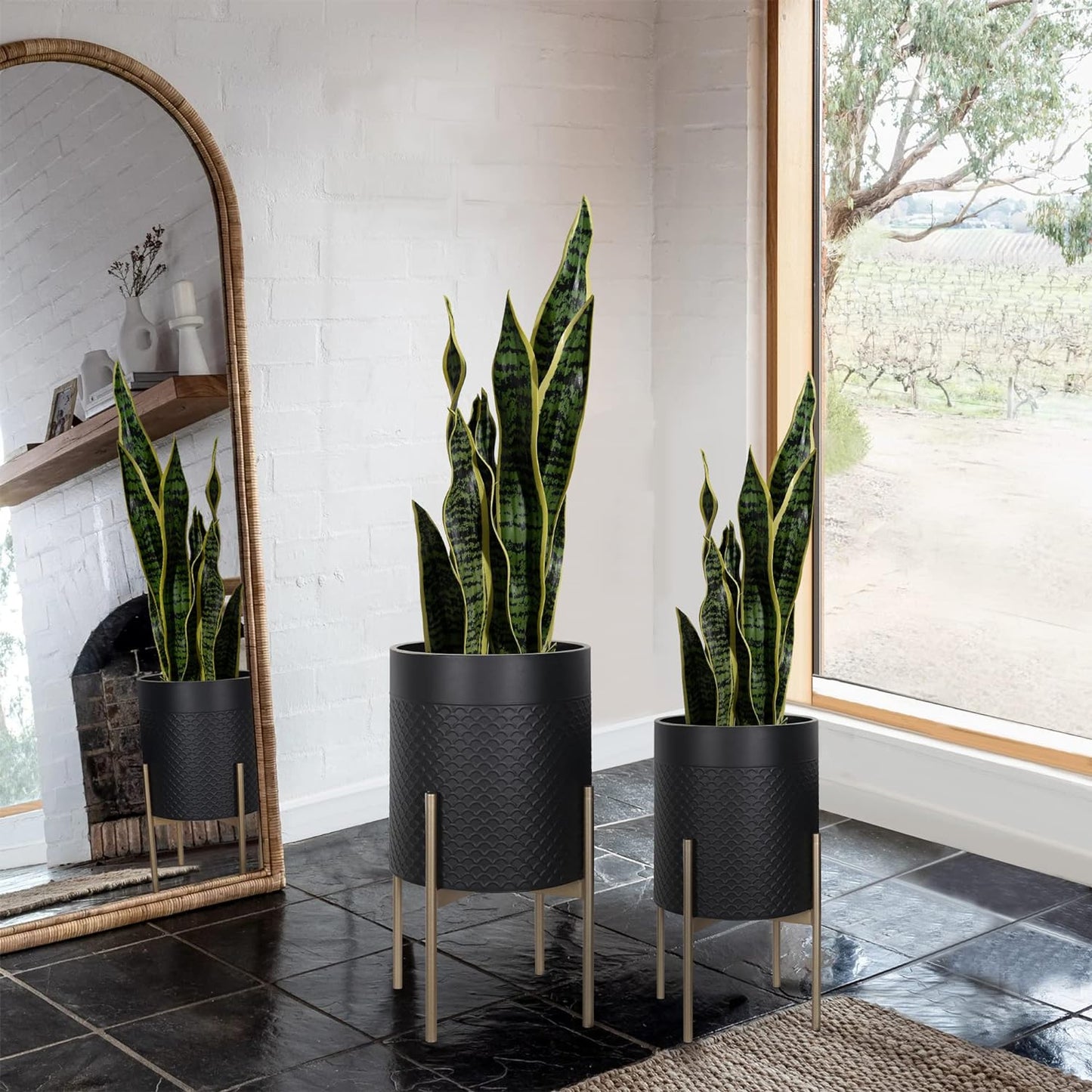 Oakrain Planters for Indoor Plants, Set of 2 Mid Century Modern Planter with Stand, Decorative Metal Planter Pots for Living Room, Office, Garden or Balcony, Black, 10"&12"