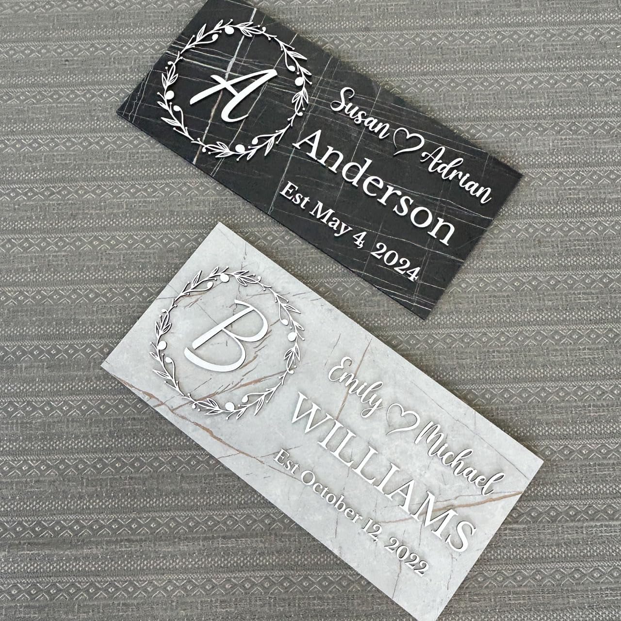 Personalized Black Marble Family Name Sign – Custom Couple Names with Monogram & Established Date – Stylish Wedding, Anniversary, or Housewarming Gift – Dark Wood Wall Decor