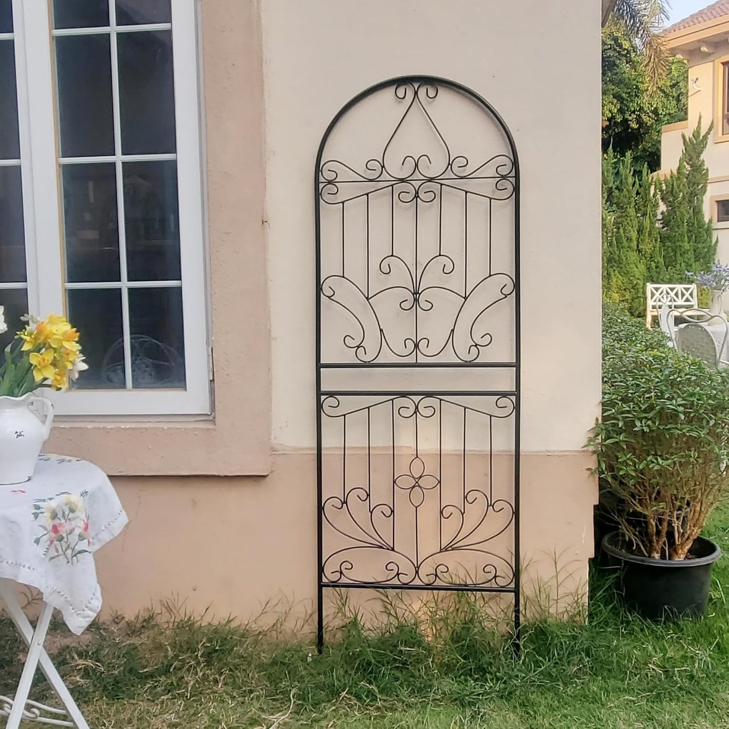 SCENDOR Trellis for Climbing Plants 70.8" H x 24.5" W Metal Iron Outdoor Wall Panel for Vines Flowers Elegant Garden Accent Decorative Structure 1 Pack