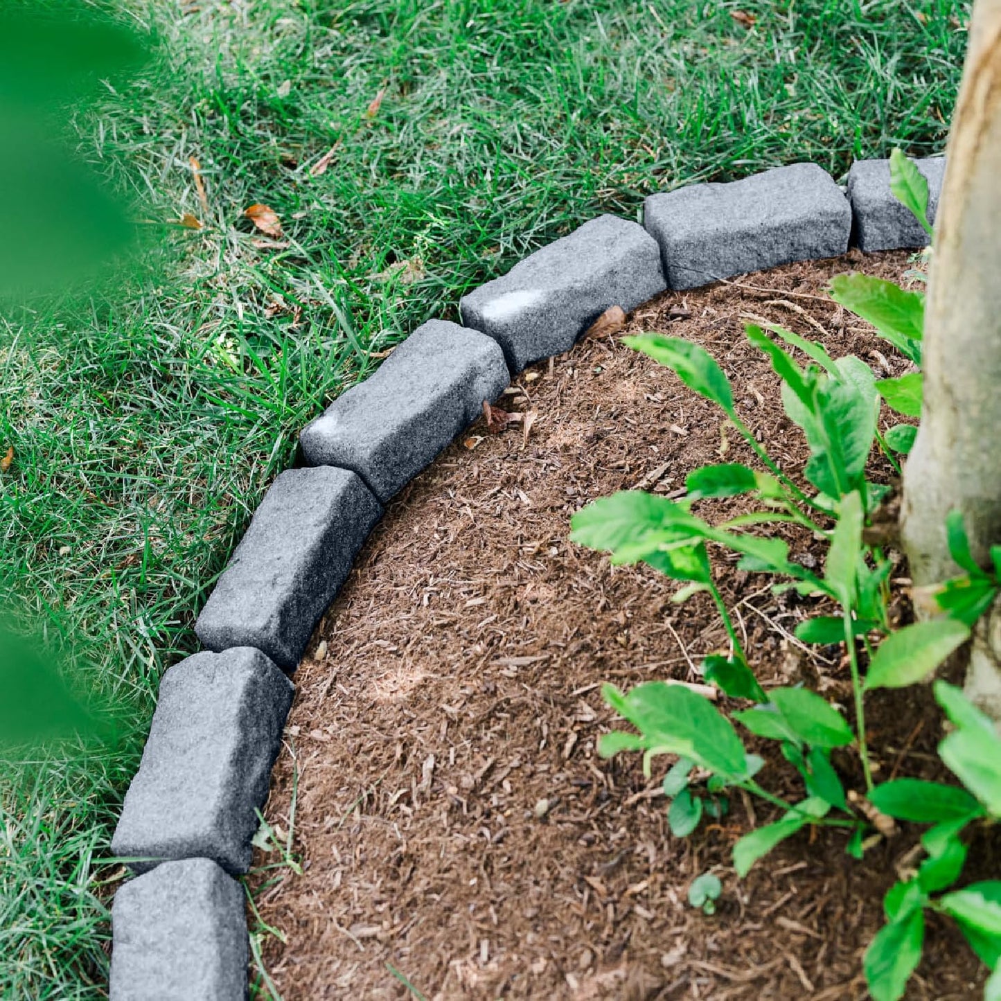 Beuta Landscape Edging | Garden Edging Border | Faux Stone Bricks for Lawn edging, Flower beds, Pathways & Yard Edging– 10 Packs | Each Section Has 6 Bricks 48"L x 4"W x 2.25"H | 30 Spikes |Greystone