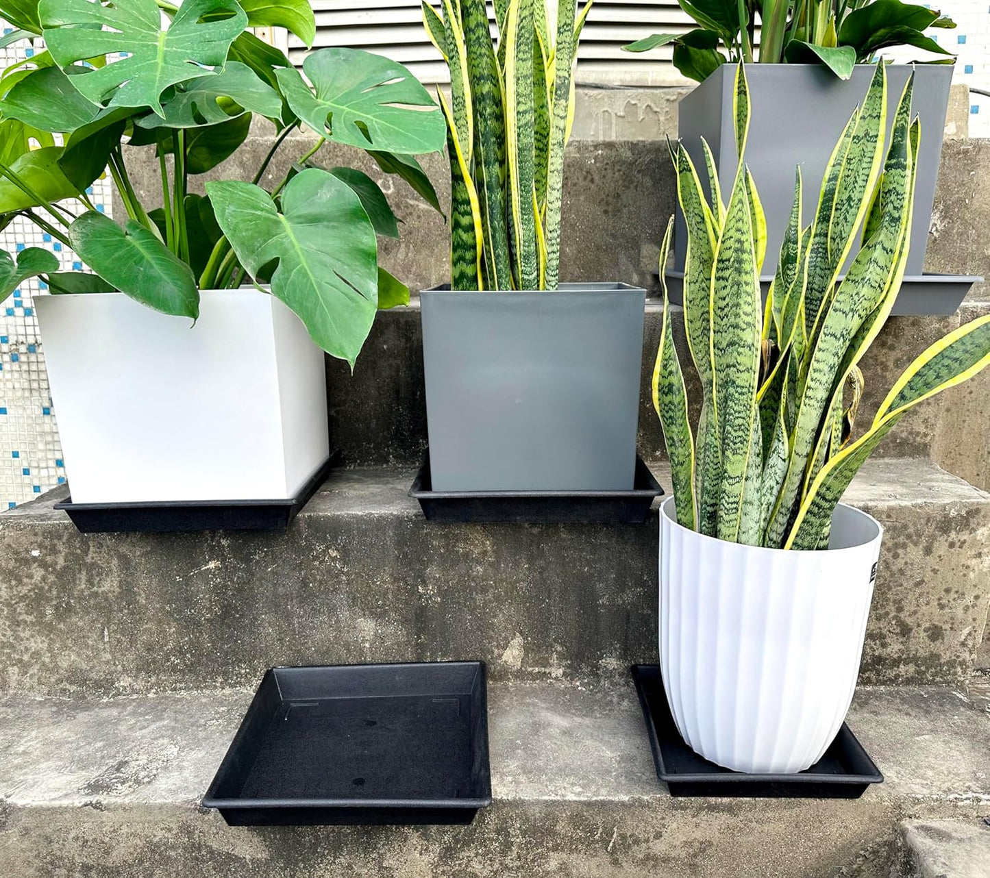 Square Plant Saucer 18 Inch 4 Pack, Plant Stand Plant Trays for Pots Heavy Duty Plastic Plant Saucers for Indoors Outdoors, Flower Pot No Holes Terracotta Plant Lover Gardening Gifts