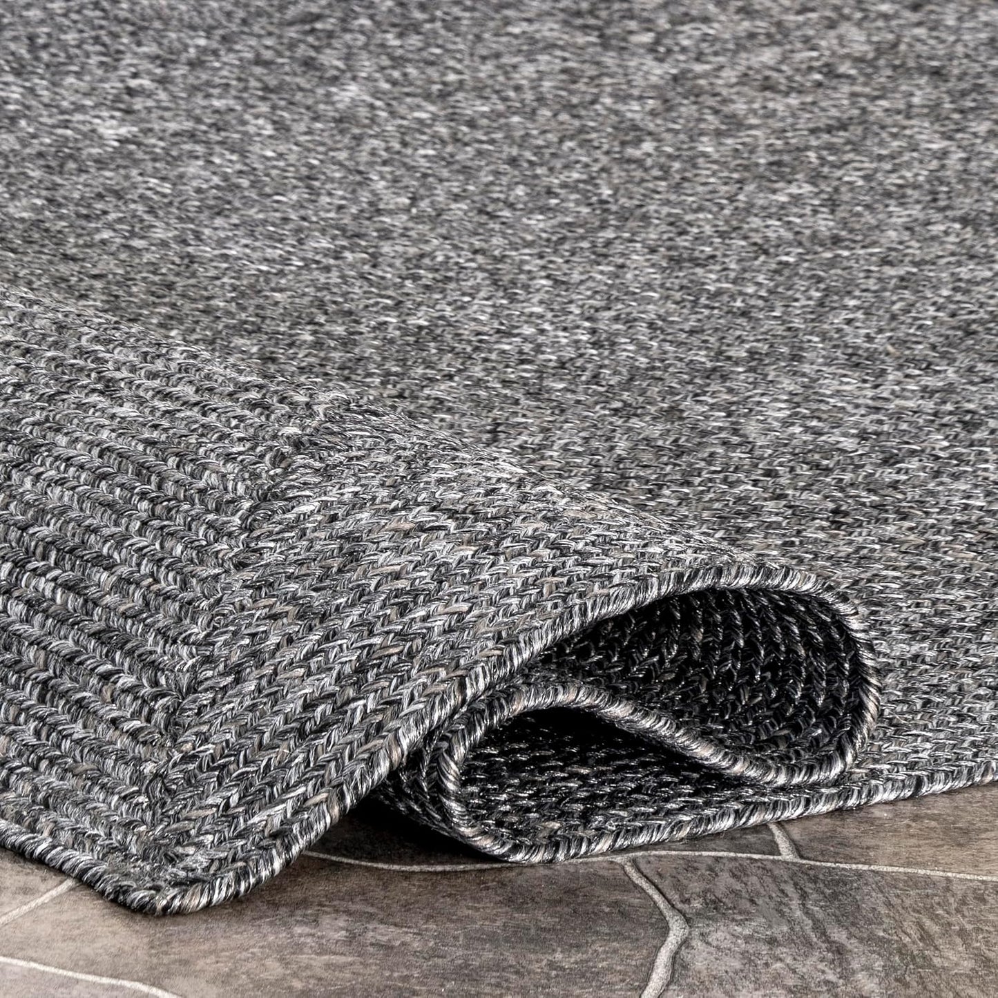 nuLOOM Oval 3' x 5' Solid Hand Braided Indoor/Outdoor Area Rug, Pet-Friendly, High Traffic, Weather Resistant, for Patio, Balcony, Bedroom, Living, Dining Room, Wynn Charcoal