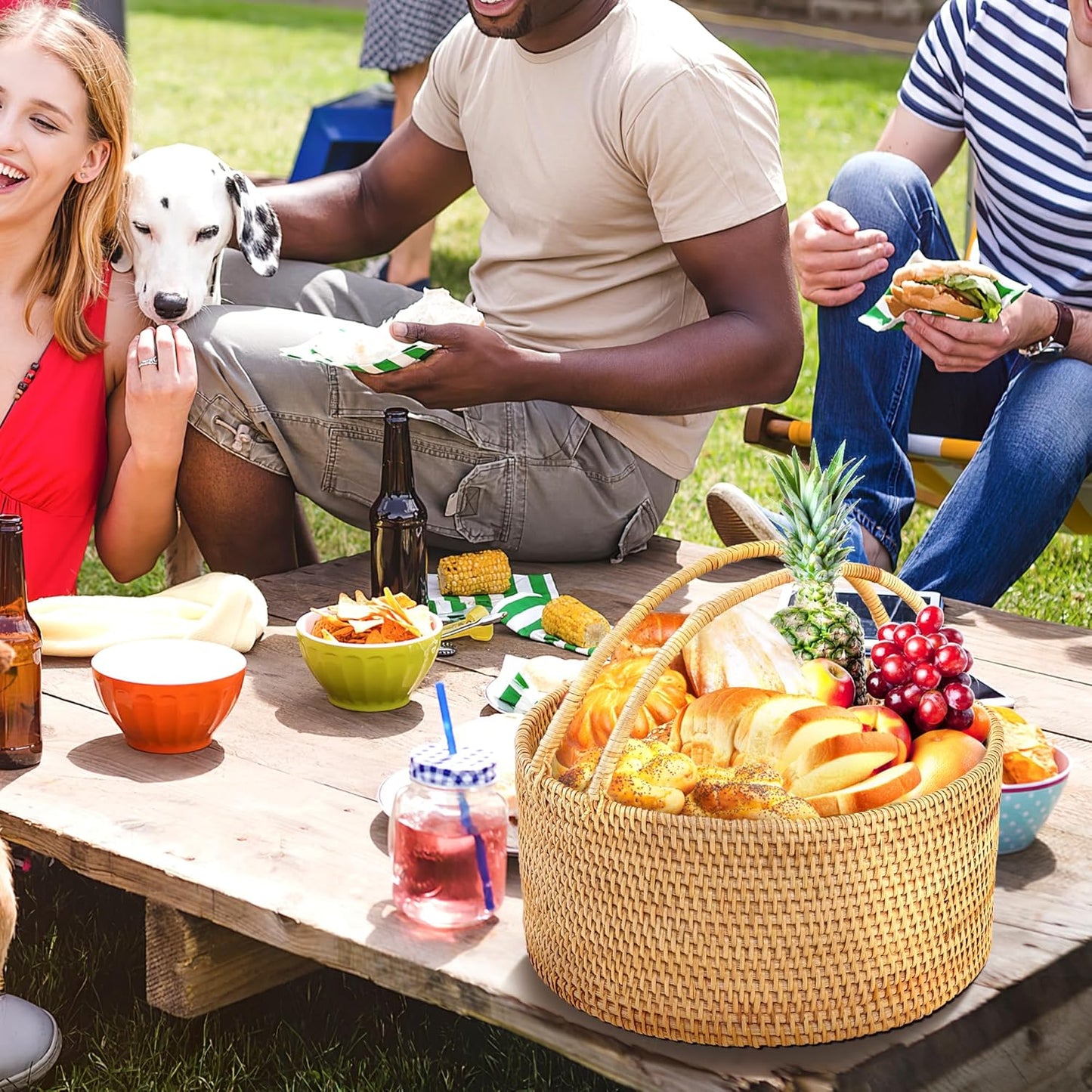 11"×11"×5" Rattan Picnic Basket with Handles, Large Round Gift Basket, Hand-Woven Basket for Fruit, Empty Gift Basket for Festival, Wedding, Camping