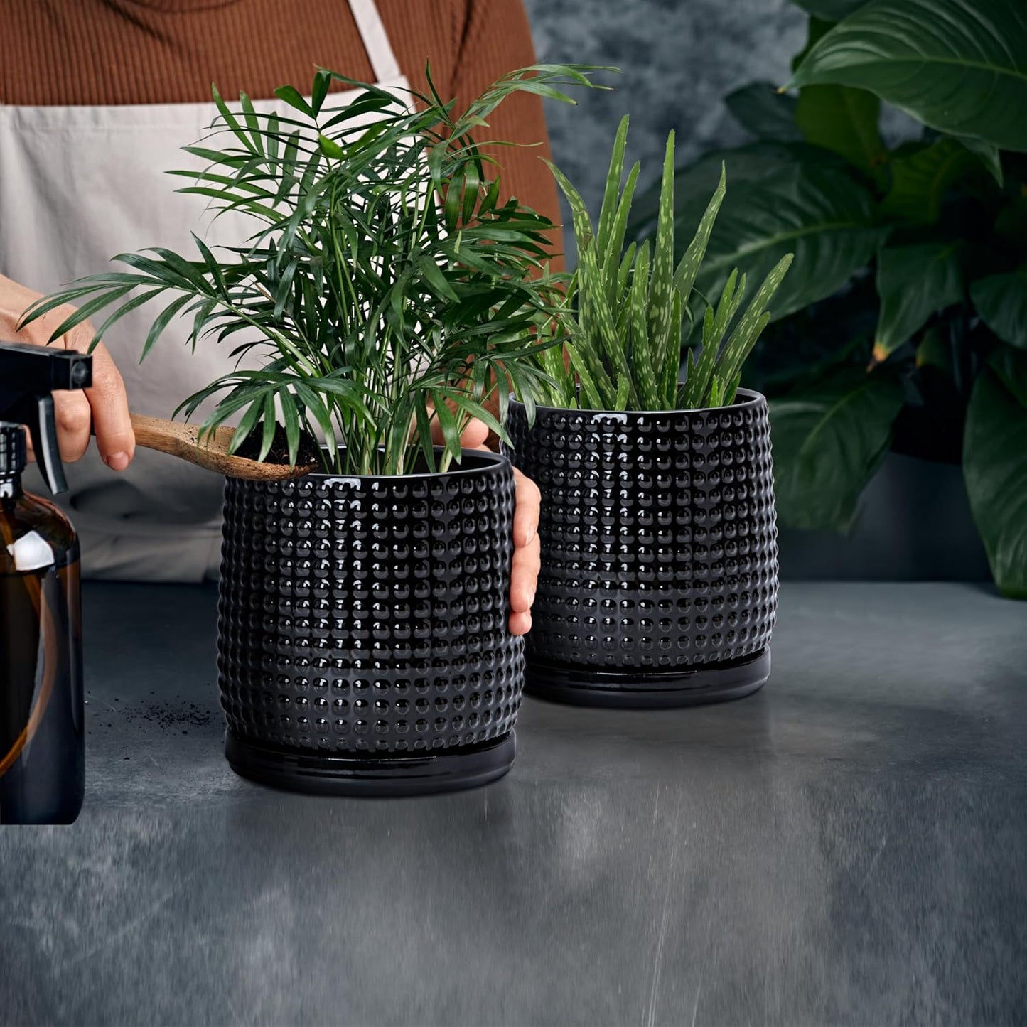 D'vine Dev Set of 2 Ceramic Plants Pots, 6 Inch Beaded Stoneware Flower Pot for Plants with Drainage Hole and Saucer, Glossy Black, 27-E-X-2