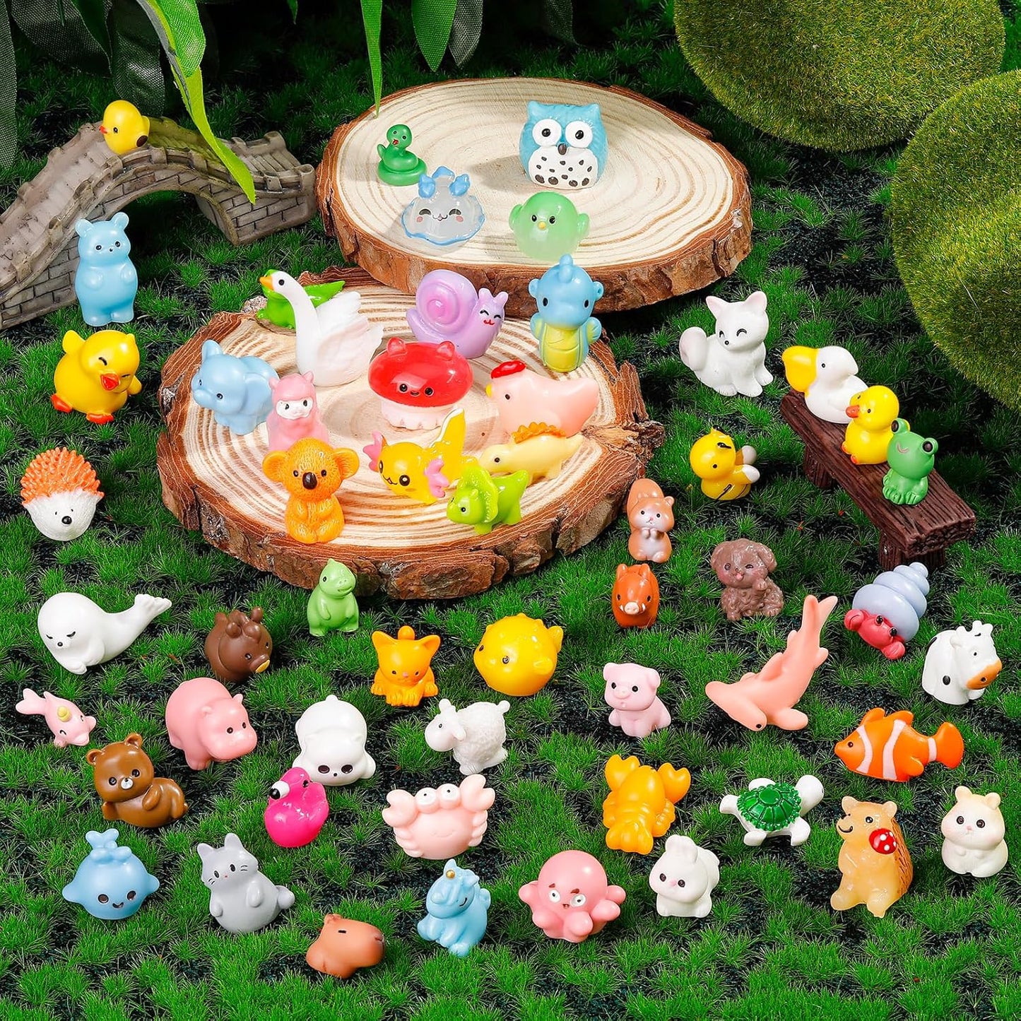 200 Pcs Mini Resin Animals Colorful Mini Animals Figures in Bulk Miniature Little Small Animals Figurines for Fairy Garden Landscape Dollhouse Accessories DIY Crafts Aquarium Decor