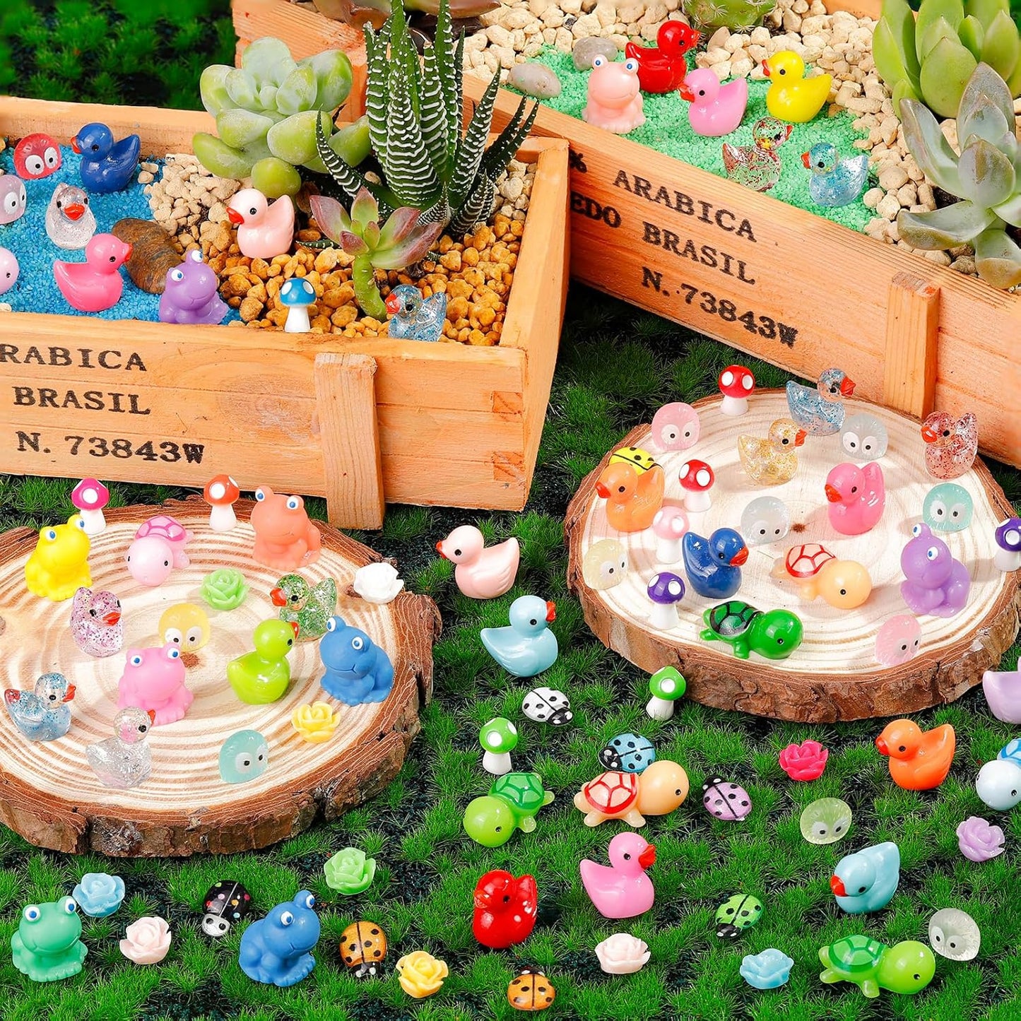 200 Pcs Mini Resin Animals Colorful Mini Animals Figures in Bulk Miniature Little Small Animals Figurines for Fairy Garden Landscape Dollhouse Accessories DIY Crafts Aquarium Decor