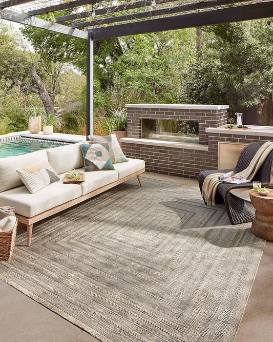 Loloi Dawn Collection Indoor/Outdoor DAW-01 7'-8" x 7'-8" Round Area Rug