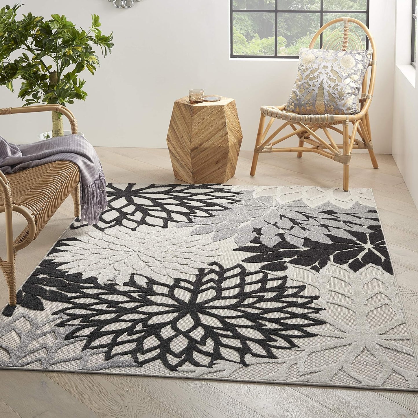 Nourison Aloha Indoor/Outdoor Black White 5'3" x 7'5" Area Rug, Tropical, Botanical, Easy Cleaning, Non Shedding, Bed Room, Living Room, Dining Room, Deck, Backyard, Patio (5x7)