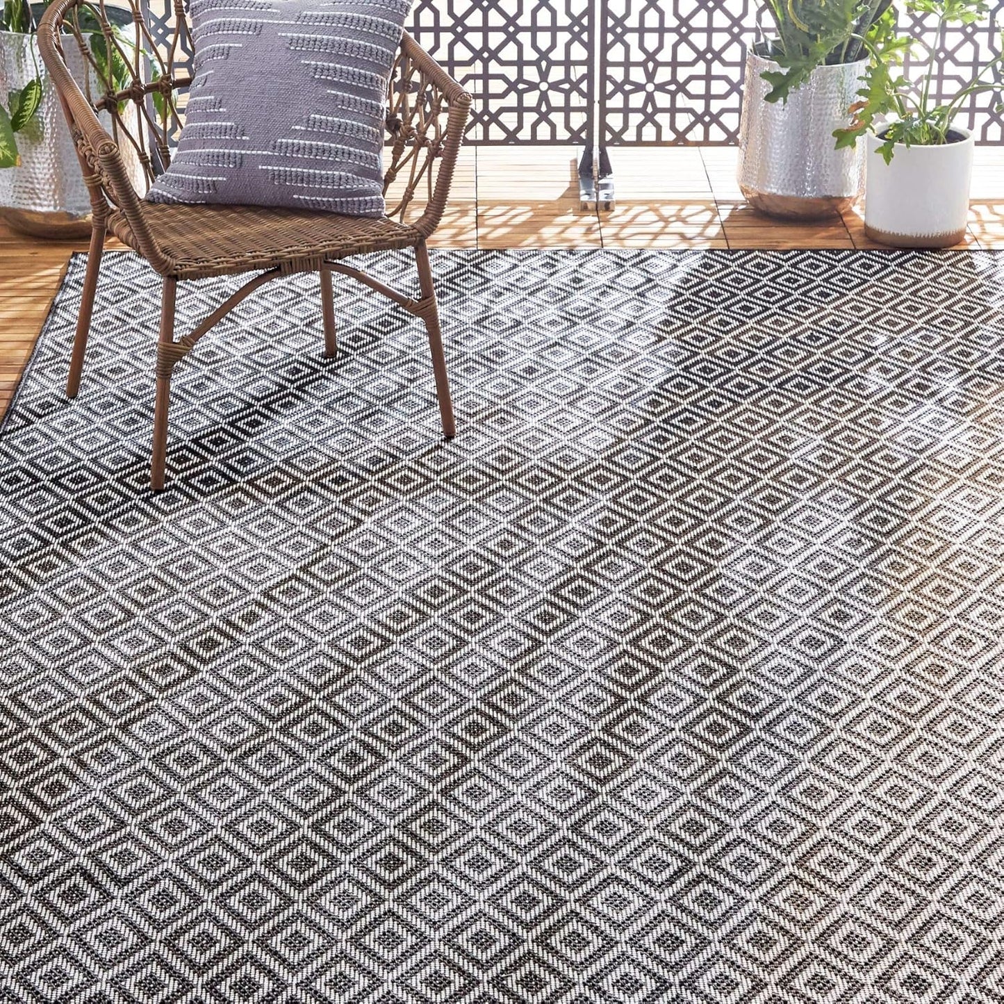 Home Dynamix Tripoli Lydia Indoor/Outdoor Area Rug 5'3"x7'3", Modern Dark Gray