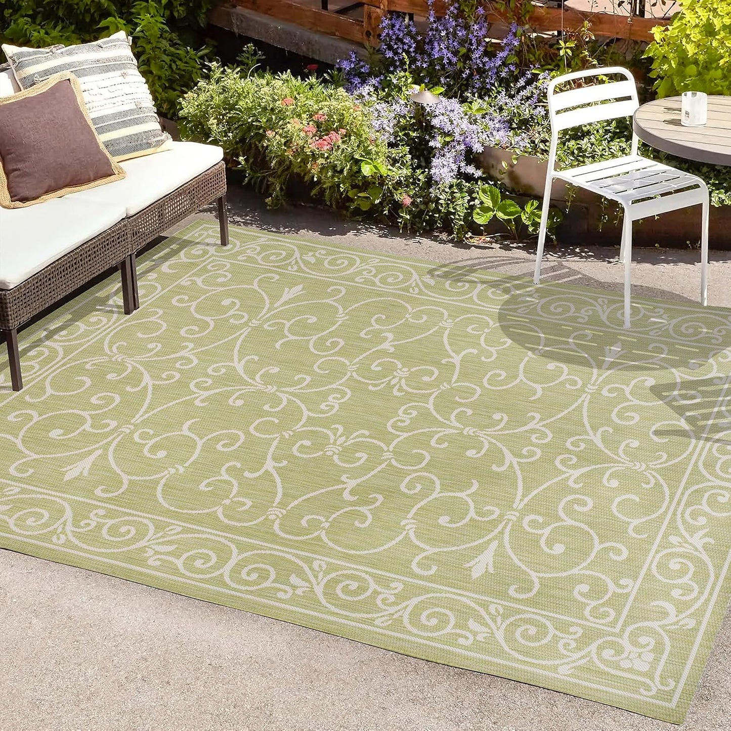 JONATHAN Y SMB106H-9 Charleston Vintage Filigree Textured Weave Indoor Outdoor Area Rug, Coastal,Traditional,Transitional Easy Clean,Bedroom,Kitchen,Backyard,Patio, Non-Shed, Green/Cream, 9 X 12
