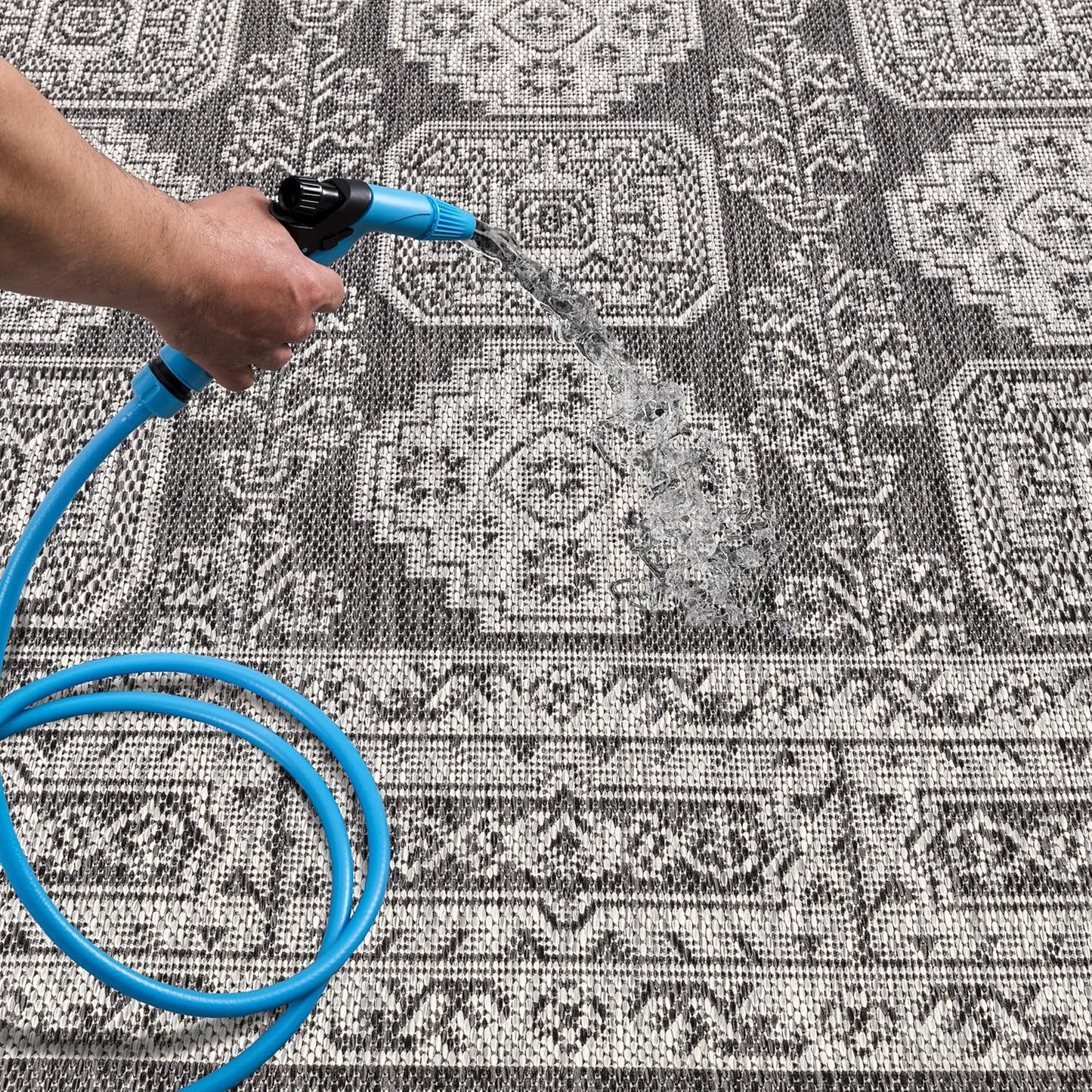 Keen Home Design Terrace Outdoor Area Rug - 4x6 Washable Indoor/Outdoor Rug for Patio, Kitchen, Balcony, Beach, Garden, Deck and Porch, Size: 3'10"x5'7"