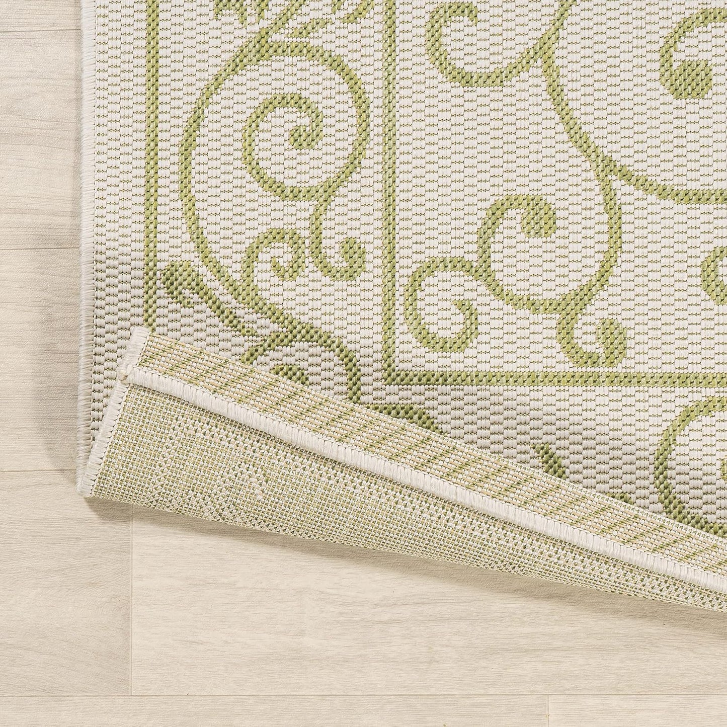 JONATHAN Y SMB106I-4 Charleston Vintage Filigree Textured Weave Indoor Outdoor Area Rug, Coastal,Traditional,Transitional Easy Clean,Bedroom,Kitchen,Backyard,Patio, Non-Shed, Cream/Green, 4 X 6