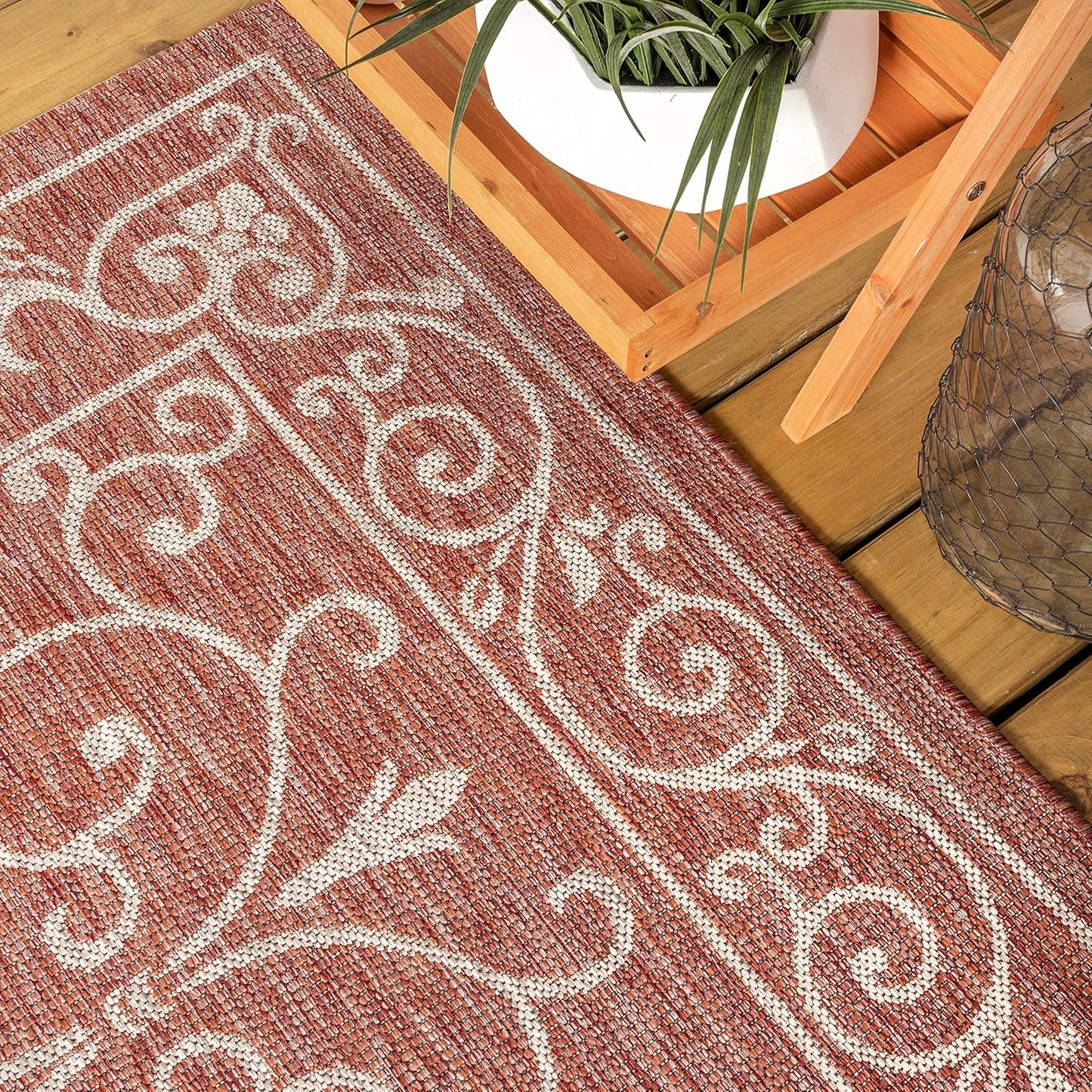 JONATHAN Y SMB106B-28 Charleston Vintage Filigree Textured Weave Indoor/Outdoor Red/Beige 2 ft. x 8 ft. Runner Rug, Classic,Easy Cleaning,HighTraffic,LivingRoom,Backyard, Non Shedding